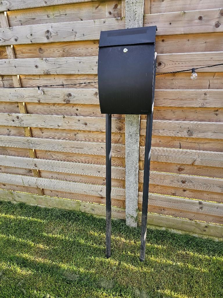 Brievenbus, Tuin en Terras, Ophalen, Gebruikt, Staal, Staande brievenbus