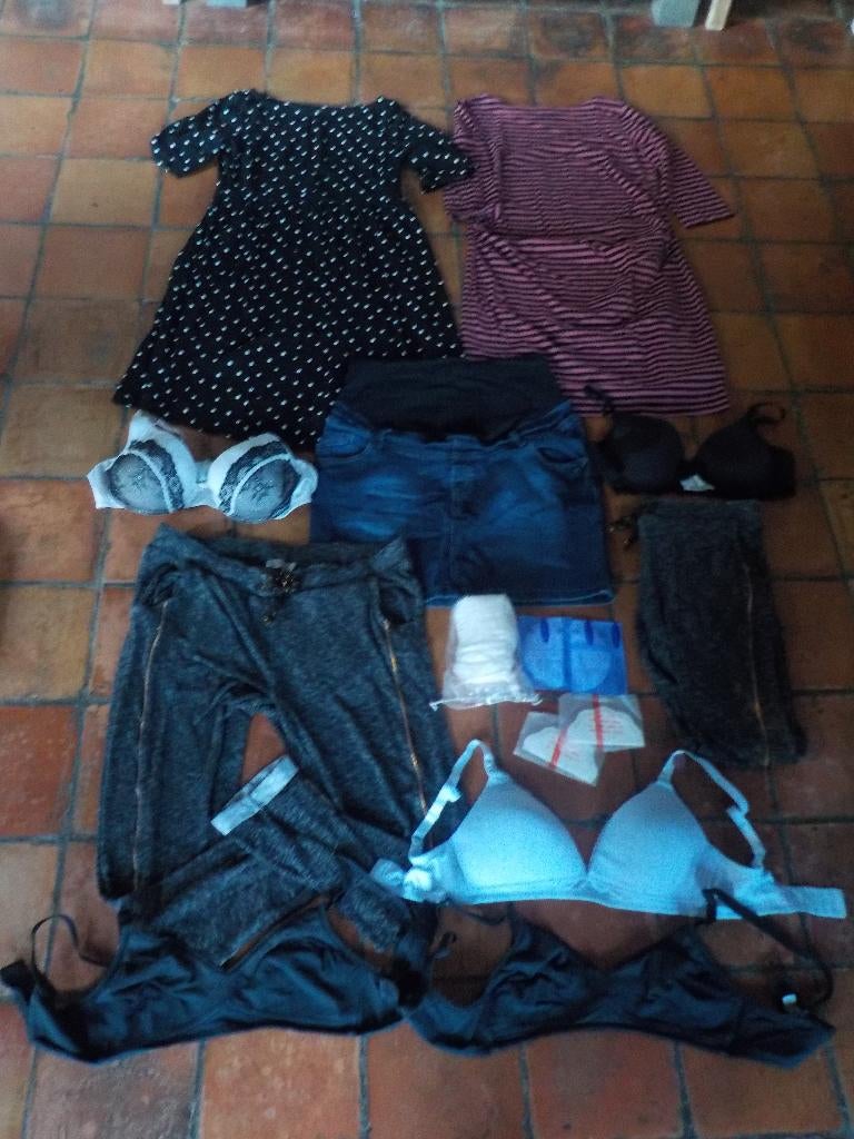 zwangerschapskleding en borstvoedingsbh's maat M en L, Overige typen, Overige kleuren, Maat 42/44 (L), Ophalen of Verzenden