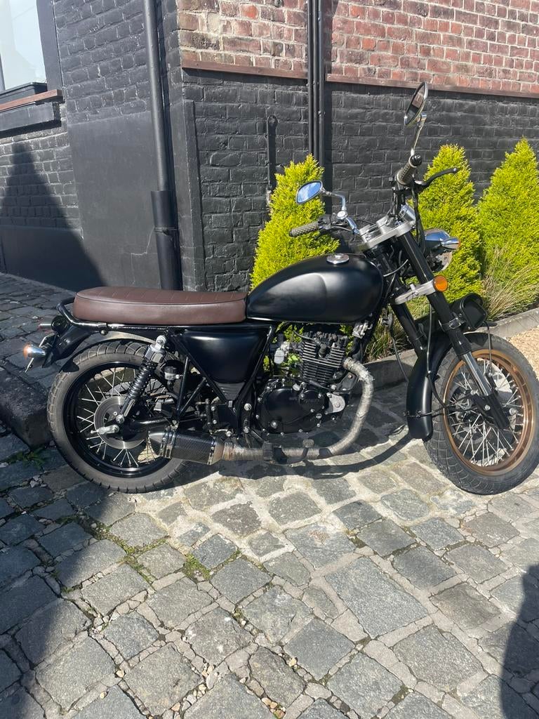 Moto Mash seventyfive 125cc / 11kw permis B, Particulier