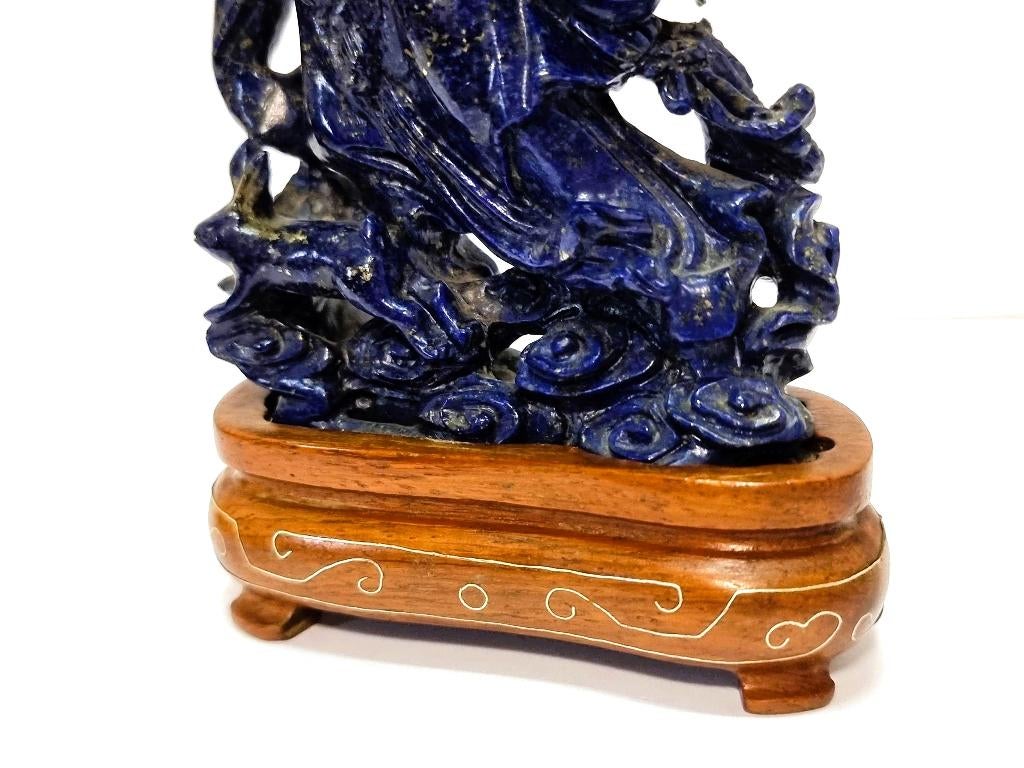 Statue en lapis-lazuli sur un piédestal., Enlèvement ou Envoi, Minéral