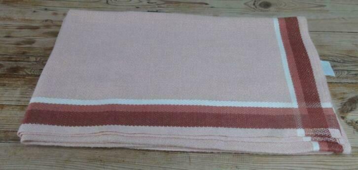 2 Vintage rozen tafelkleden ook te gebruiken als dekentjes, Maison & Meubles, Cuisine | Linge de cuisine, Rose, Utilisé, -, -