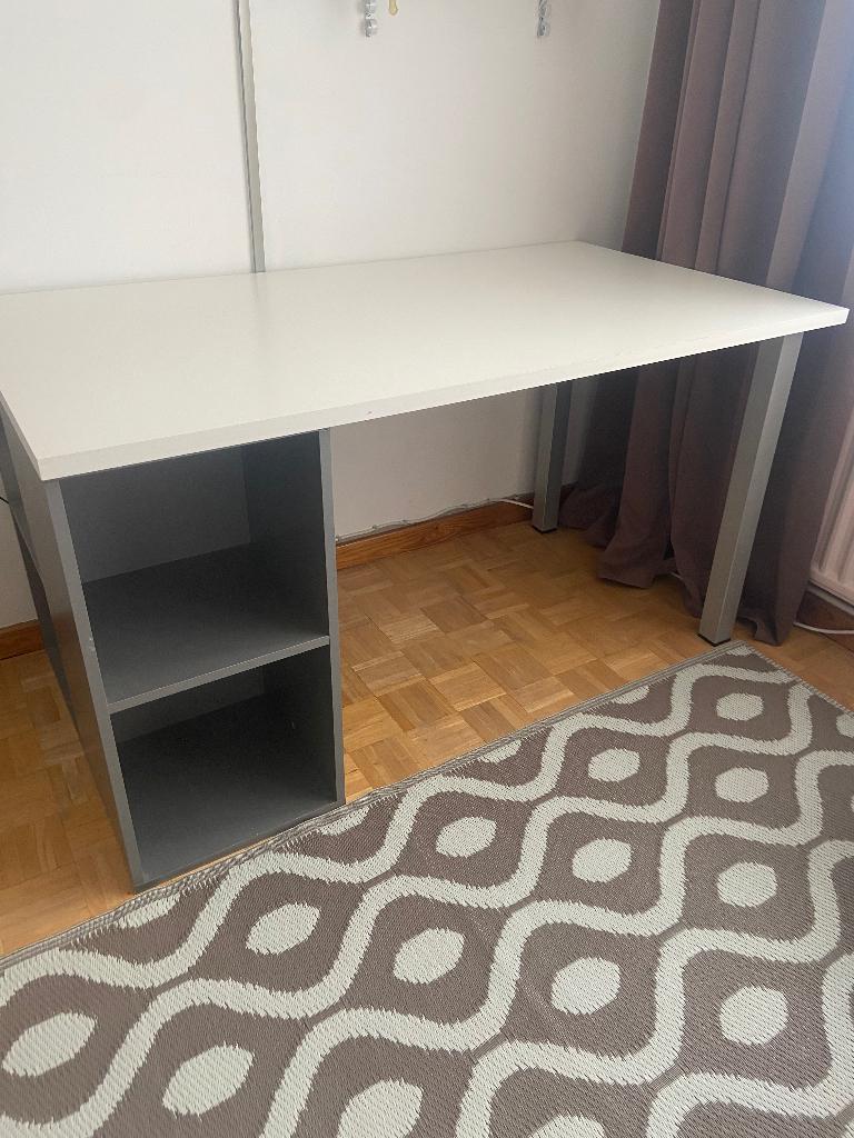 Bureau, Autres marques, Bureau d'écolier, Comme neuf, Enlèvement