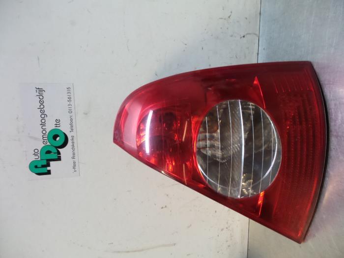 Achterlicht rechts van een Renault Clio (Clio 2 01-), Gebruikt, -, Renault, -