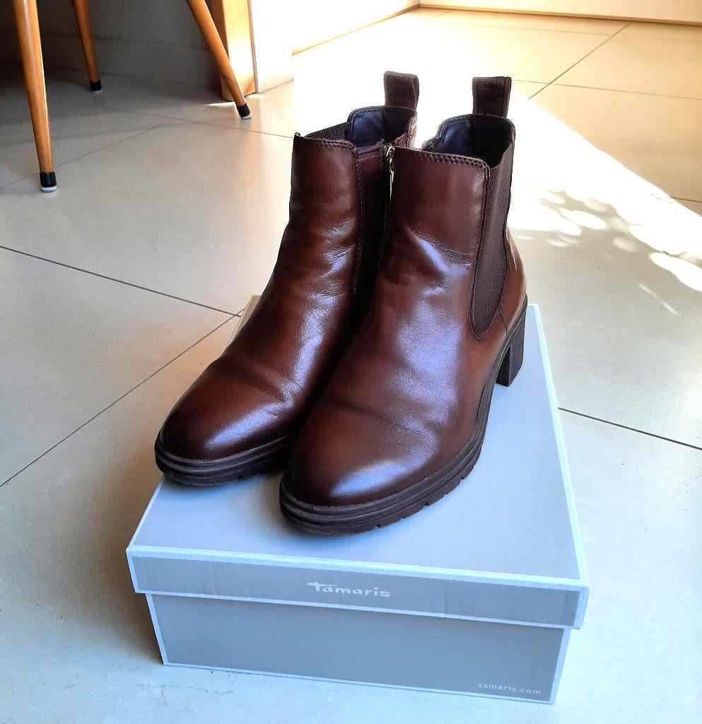 Te koop: Leuke bruine laarzen van "Tamaris", 39, Kleding | Dames, Schoenen, Nieuw, Lage of Enkellaarzen, Bruin, Ophalen