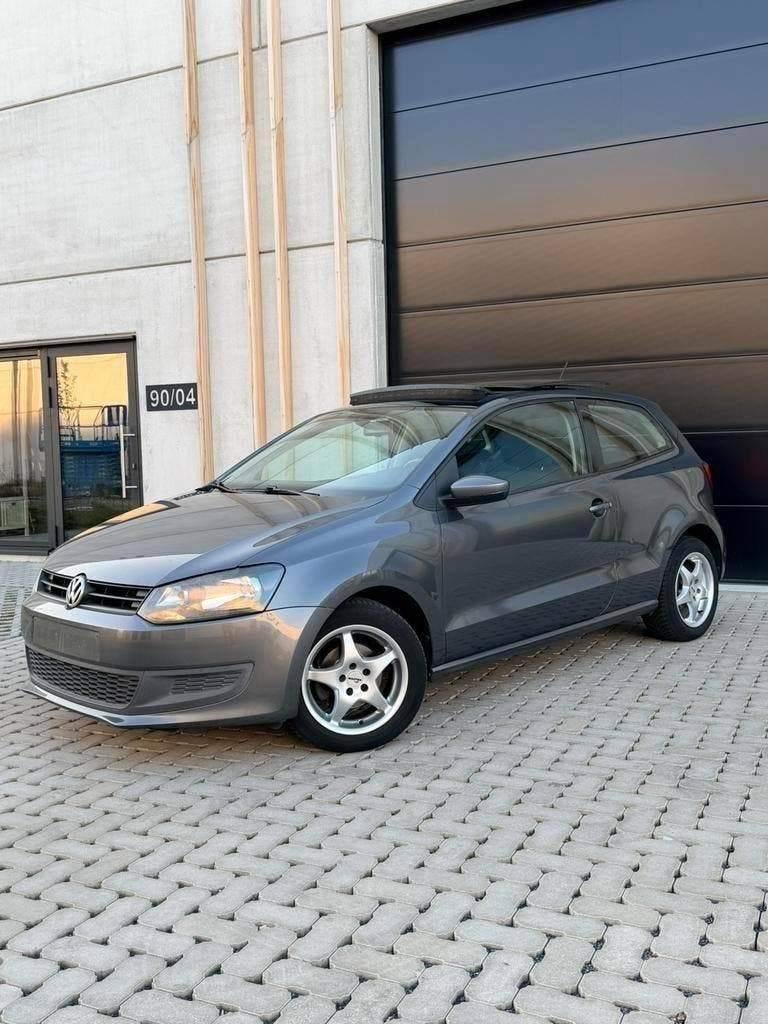 Volkswagen Polo 1.2 Benzine // PANORAMISCH DAK, Bluetooth, Euro 5, Bedrijf, Handgeschakeld