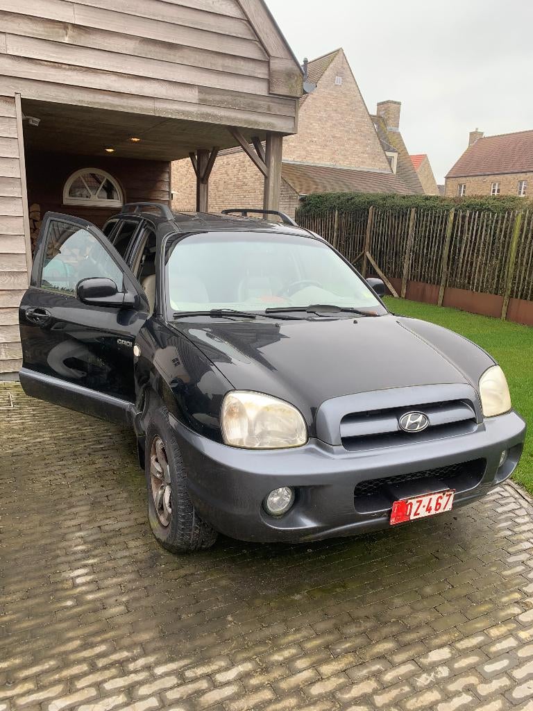 Hyundai Santa Fe 2005 – rijdend – direct mee te nemen, Auto's, Hyundai, Voorwielaandrijving, Santa Fe, Beige, Zwart