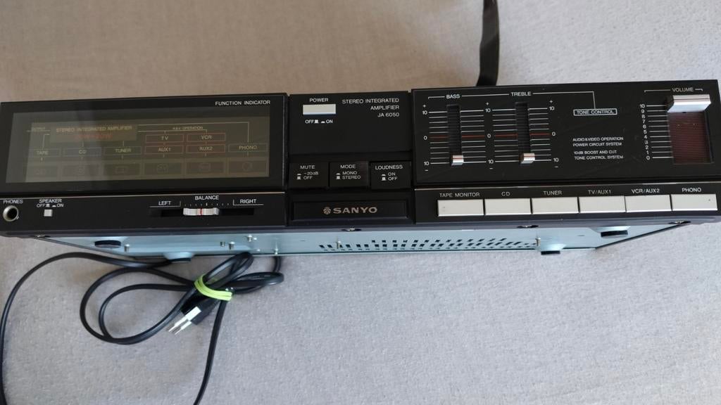 Sanyo versterker JA 6050, Audio, Tv en Foto, Versterkers en Ontvangers, Ophalen