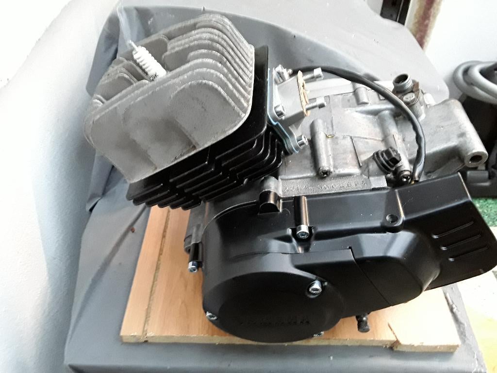 Moteurs  Yamaha rd M 50cc, Enlèvement, Comme neuf, Bloc, Yamaha