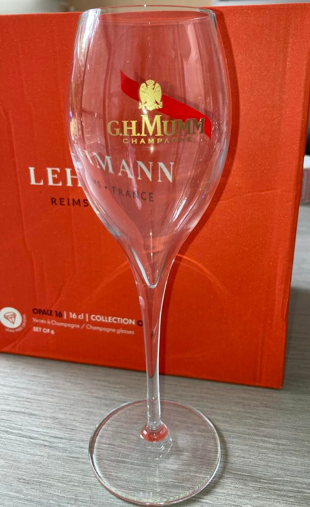 6 champagneglazen Mumm, Ophalen, Nieuw