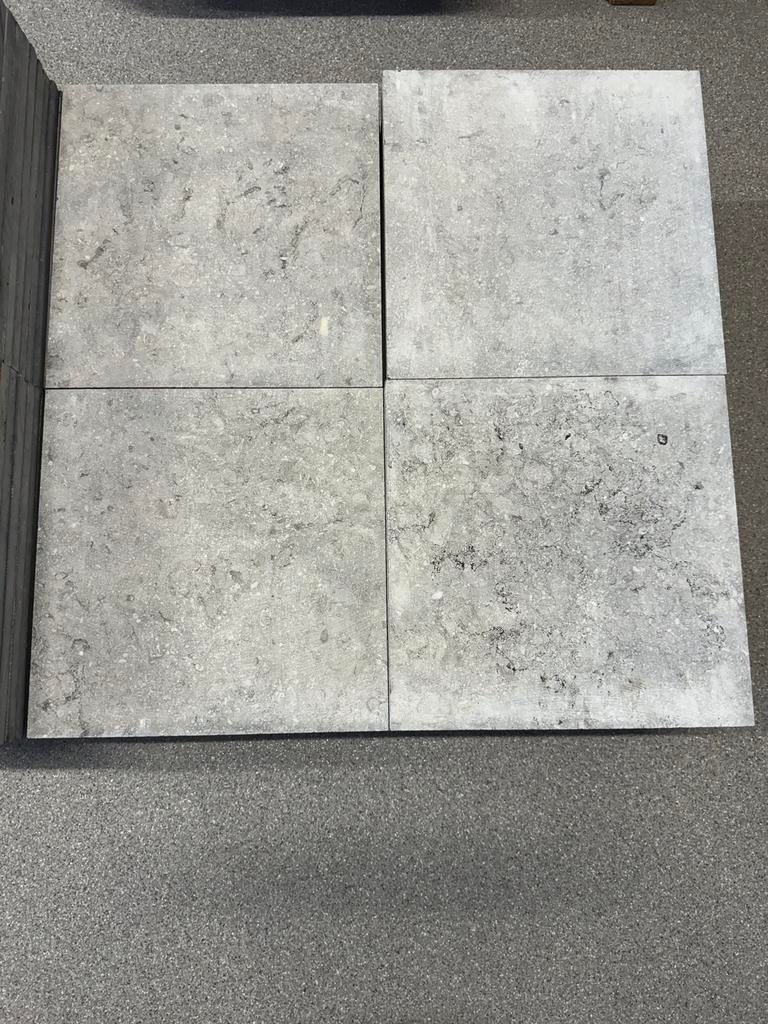 Blauwe hardsteen geschuurd ( 40x40x2 ) 7,04 m2, Ophalen, Nieuw