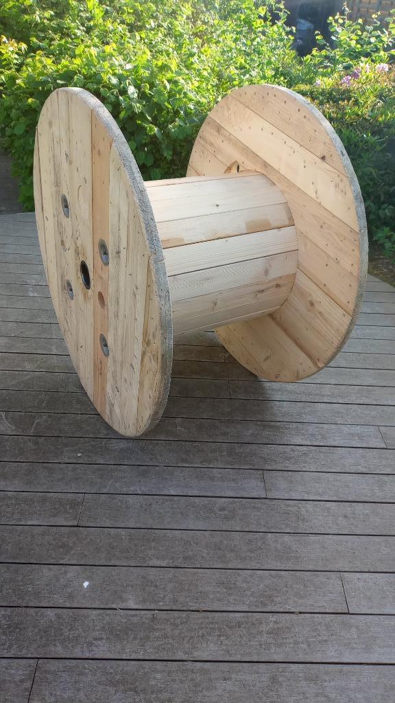 Kabelhaspel/ bobijn, Enlèvement, Comme neuf, Rond, Bois