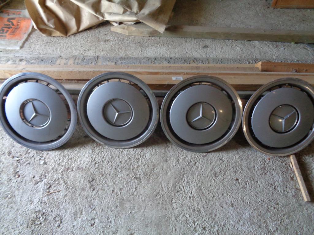 ENJOLIVEURS MERCEDES EW124, Enlèvement ou Envoi