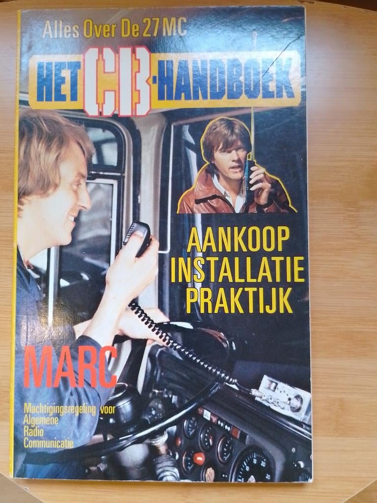 Het CB handdoek, aankoop installatie praktijk van R Briel, Ophalen of Verzenden