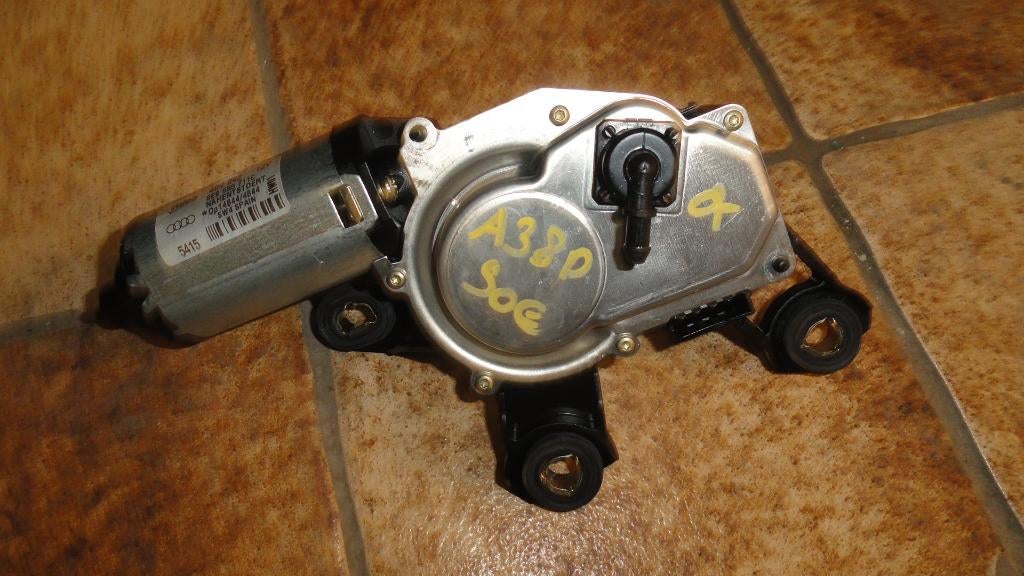 A vendre moteur d'essuis-glace arriere Audi A3 8P, Enlèvement, Utilisé, Audi