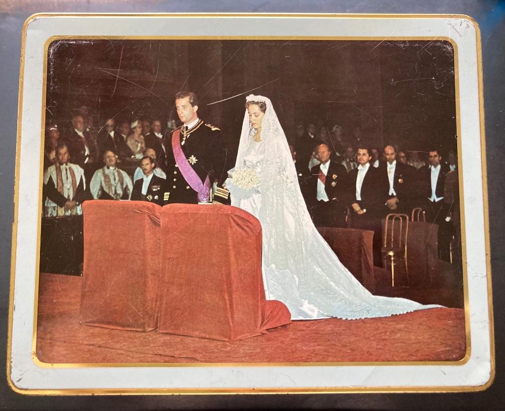 Boîte métallique à biscuits Victoria Années 60, Antiquités & Art, Enlèvement ou Envoi