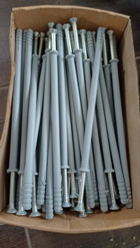 Slagpluggen / kozijnpluggen 220 x 10, Doe-het-zelf en Bouw, IJzerwaren en Bevestigingsmiddelen, Nieuw, Ophalen