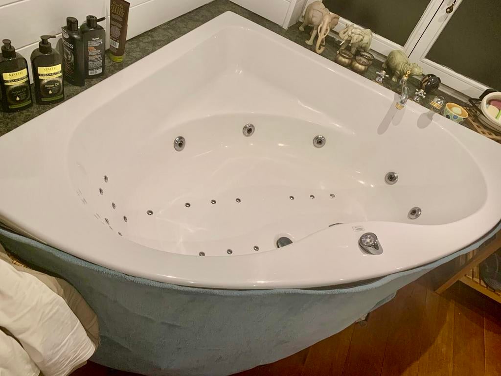 Hoekbad Aquamass 150cm Whirlpool, Ophalen