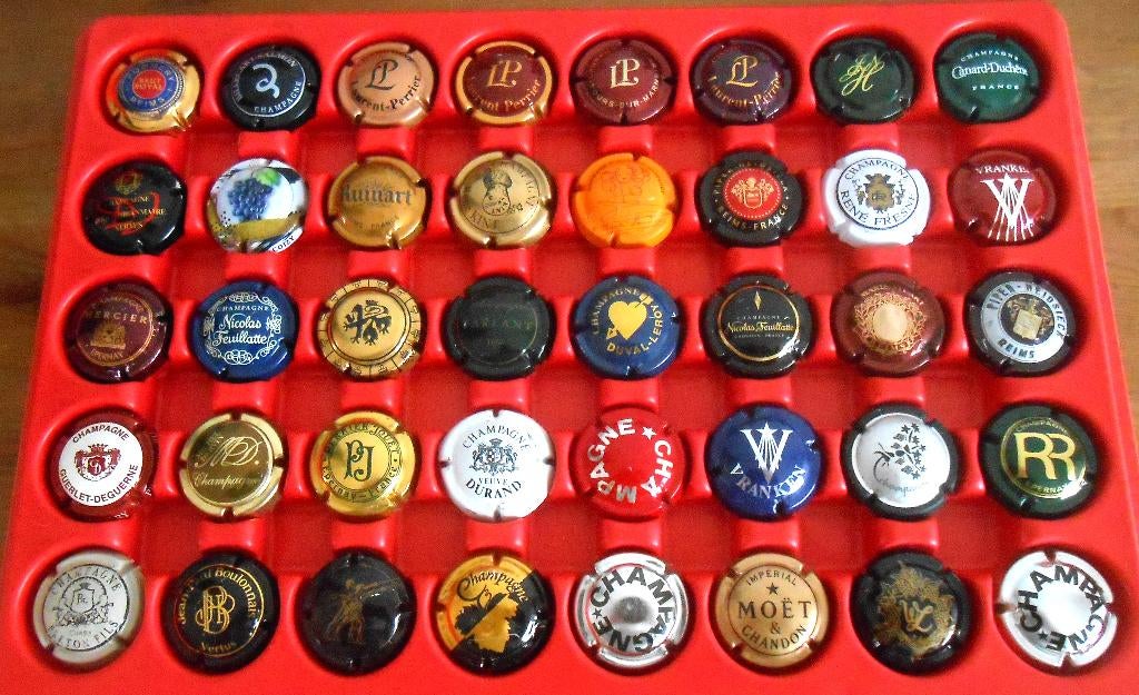 lot 03 - 40 champagne capsules - 6 euro, Verzamelen, Complete verzamelingen en Collecties, Ophalen of Verzenden