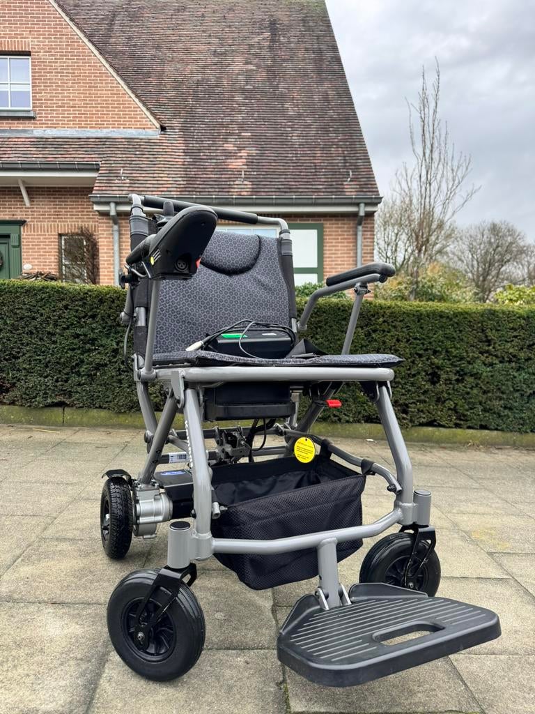 Opvouwbare elektrische rolstoel – Invacare Kompas plooibaar, Ophalen of Verzenden, Elektrische rolstoel