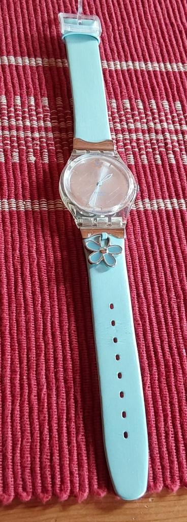 Vintage Swatch horloge uit 2005 Ge160 dameshorloge in blauw, Leer, Swatch, Ophalen of Verzenden, Zo goed als nieuw