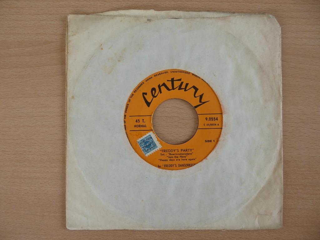 FREDDY'S DANSORKEST : FREDDY'S PARTY/DEUX PETITS CHATS(SINGL, 7 inch, Single, Ophalen of Verzenden, Zo goed als nieuw