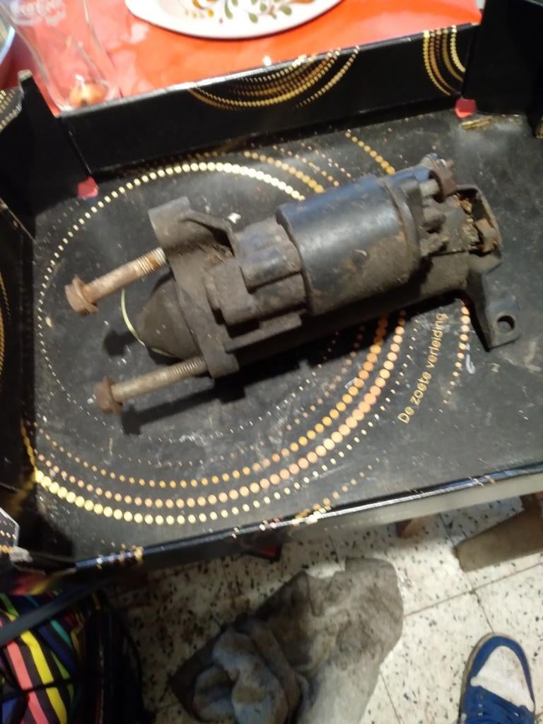 Démarrage du moteur de la Renault Twingo 1, Enlèvement ou Envoi, Renault