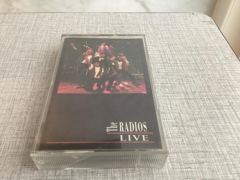 The Radios. Live., Ophalen of Verzenden, Zo goed als nieuw
