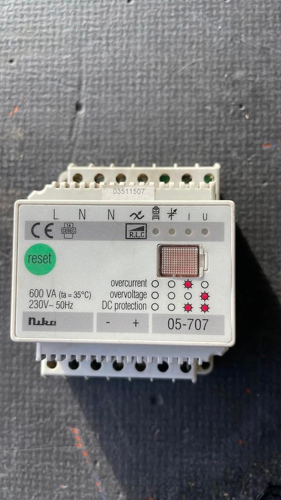 Niko - Universele modulaire dimmer 600VA (3A), Ophalen of Verzenden, Zo goed als nieuw