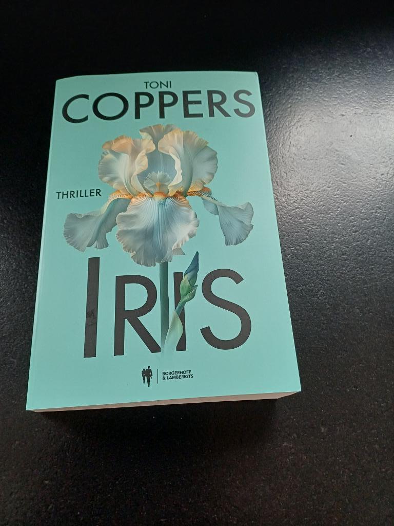 IRIS - TONI COPPERS - dateert van 2025, Enlèvement ou Envoi, Neuf, Toni Coppers, Belgique