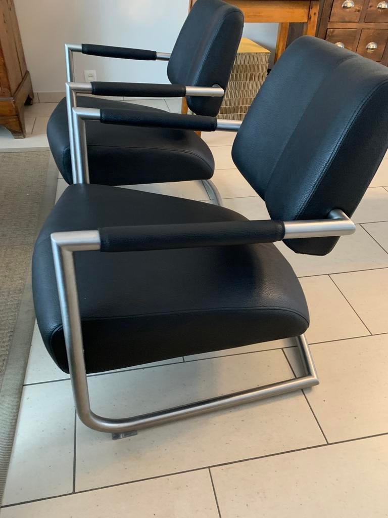 2 design zeteltjes, zwart leder met frame in inox, Ophalen, Zo goed als nieuw
