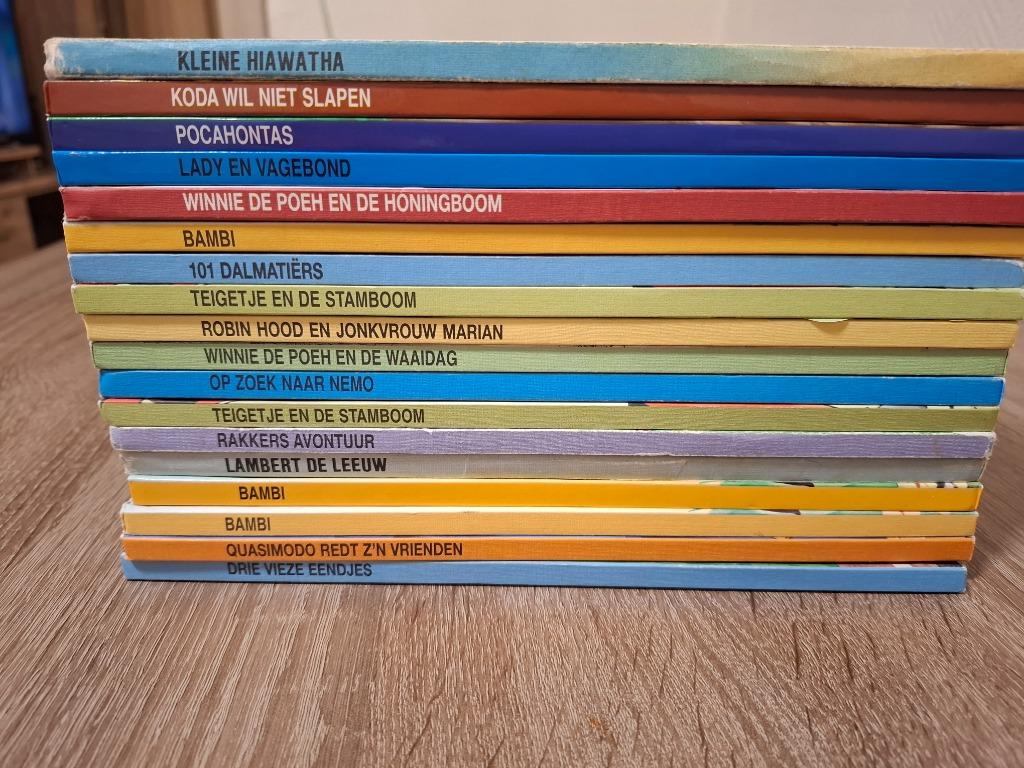 Disney boekenclub, Enlèvement