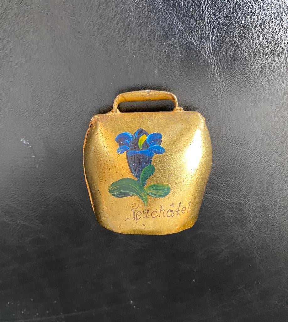 Mooie koper koebel Neuchatel, Ophalen, Koper