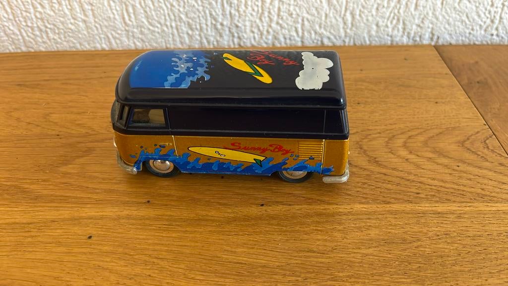 Volkswagen AG Sunny Boy Surf Van SS 5403 moulé sous pression, Collections, Enlèvement ou Envoi, Comme neuf