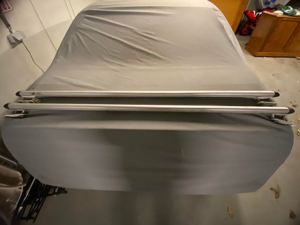 Universele dakdragers voor open rails, Enlèvement, Utilisé