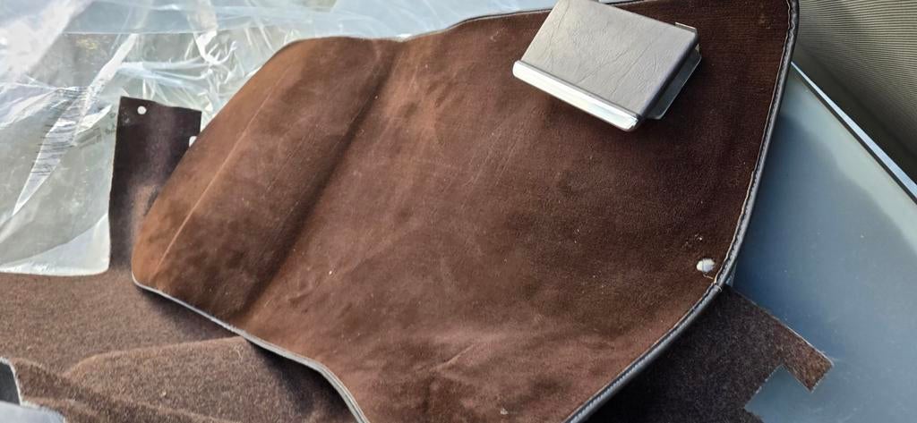 Mercedes W126 kofferbekleding en vloertapijten, Ophalen, Gebruikt, Mercedes-Benz