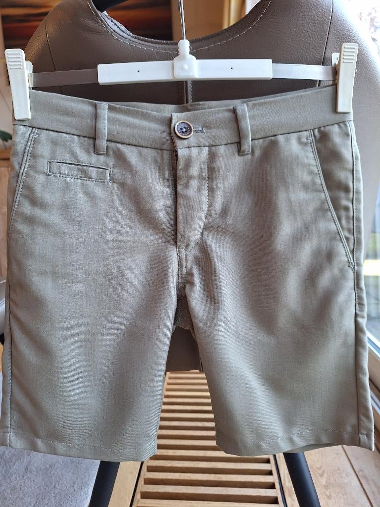 Pakket Lentefeest of communie jongen, Ophalen, Zo goed als nieuw, Maat 134