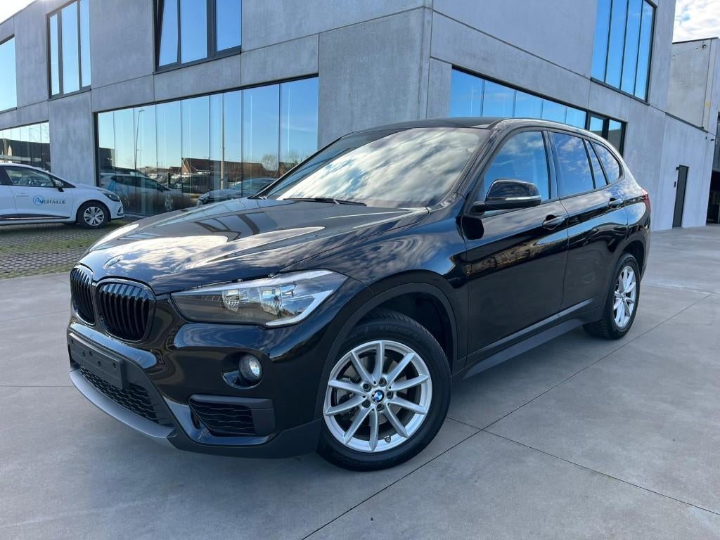 BMW X1 Sdrive18i benzine/Navi/PDC/Garantie/Topstaat, Auto's, BMW, Stof, Zwart, 5 deurs, 3 cilinders