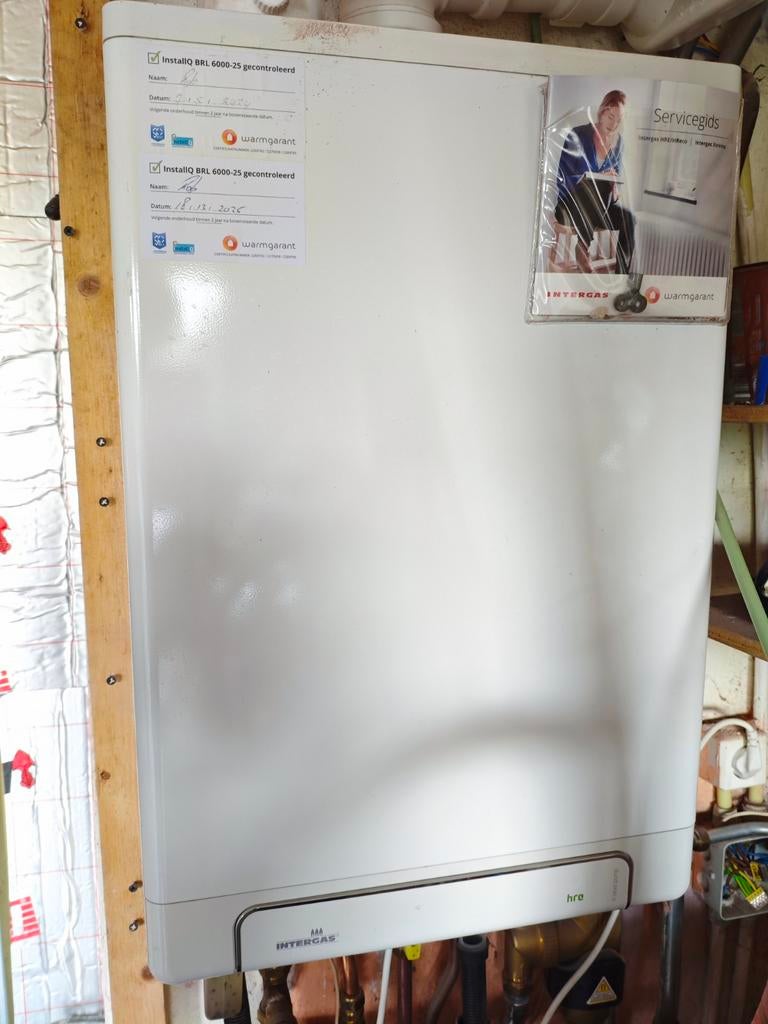 Chaudière de chauffage central Intergas combi 28/24 A 3 ans, Bricolage & Construction, Chauffe-eau & Boilers, Enlèvement, Comme neuf