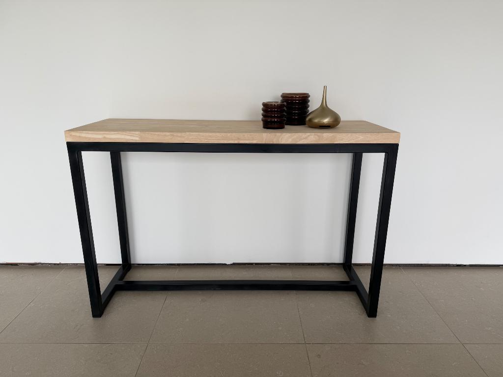 Console tafel, Enlèvement