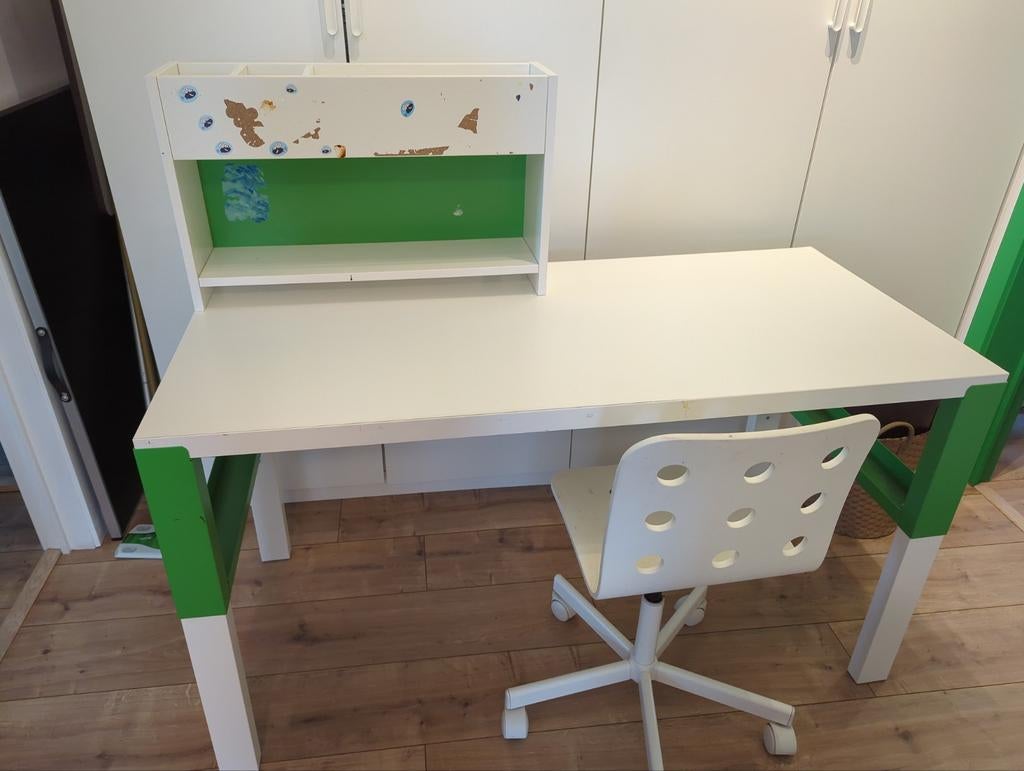 Meergroei bureau voor kinderen (beschadiging zie foto), Kinderen en Baby's, Ophalen