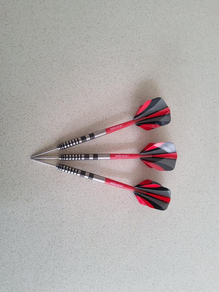 5 jeux de fléchettes différents en parfait état, Sports & Fitness, Enlèvement, Flights