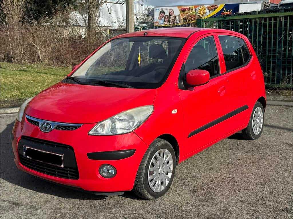 Hyundai i10 1.1essence 59000km airco prêt à immatriculer, Auto's, Hyundai, Voorwielaandrijving, Stof, Zwart, 4 cilinders