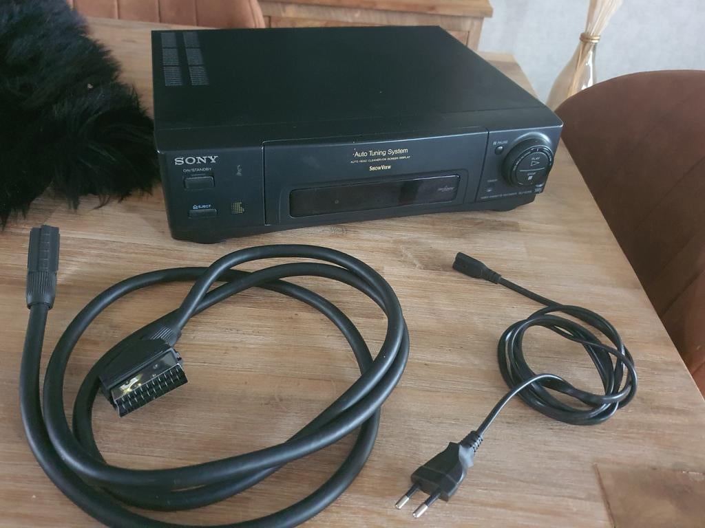 Sony SLV-E200

Vhs videorecorder, TV, Hi-fi & Vidéo, Enlèvement