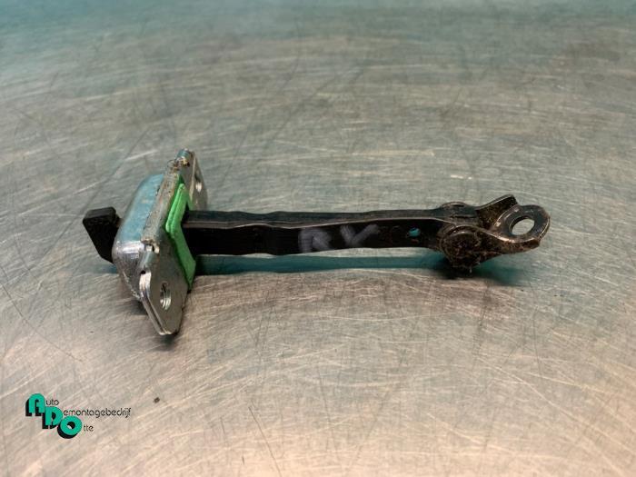 Deurvanger 4Deurs rechts-voor van een Hyundai I10 (I10 08-), Gebruikt, -, -, Ophalen of Verzenden