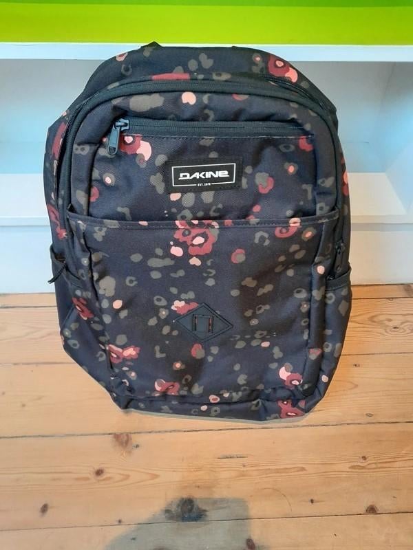 Sac à dos Dakine 26l, Neuf, Autres marques, 25 à 40 cm, Étanche