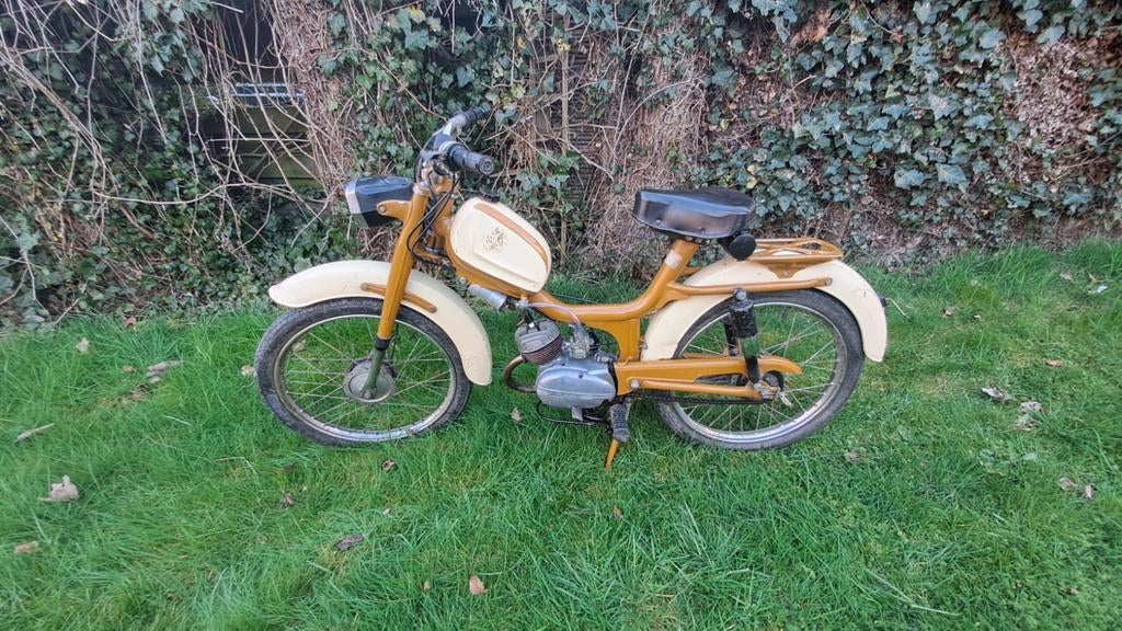 Demm 3 vitesse met papieren, Fietsen en Brommers, Brommers | Oldtimers, Ophalen