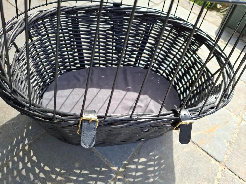 Trixie honden fietsmand voor aan het stuur., Ophalen, Zo goed als nieuw, Riet