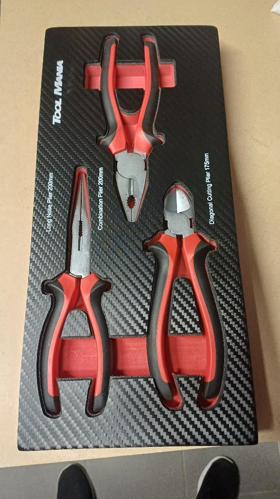 Set de 3 pinces dans un module en mousse pour chariot à outi, Bricolage & Construction, Enlèvement ou Envoi, Neuf