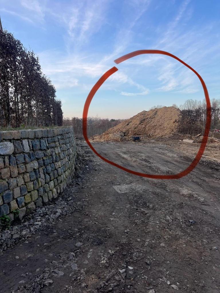 À DONNER - Terre de remblais, Enlèvement