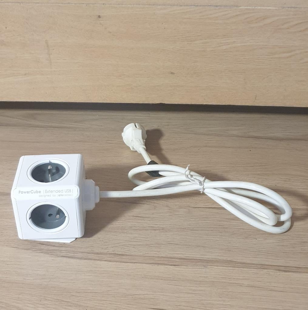 Multiprises PowerCube, Bricolage & Construction, Enlèvement, Comme neuf, Prise de courant